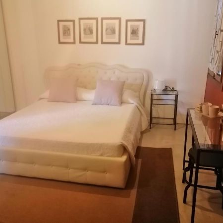 Residence Castello Venezia Εξωτερικό φωτογραφία